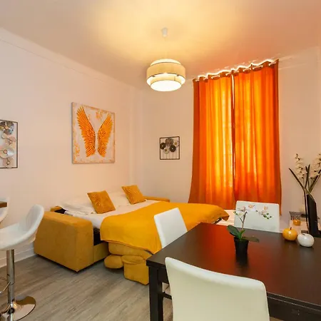 Apartment Elegant 2 In The Heart Of *