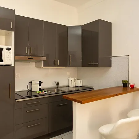 Apartment Elegant 2 In The Heart Of *